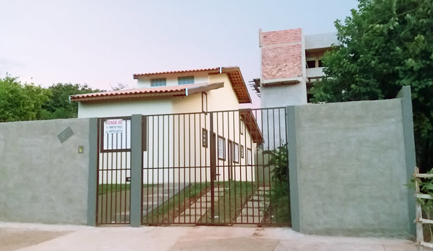 img-1